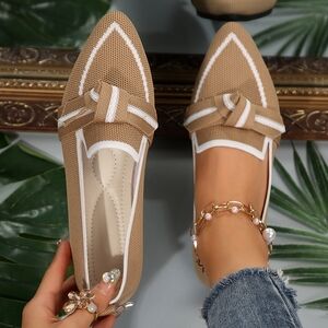 Elegant Tan Pointed Toe Flat Mesh Loafers for Women